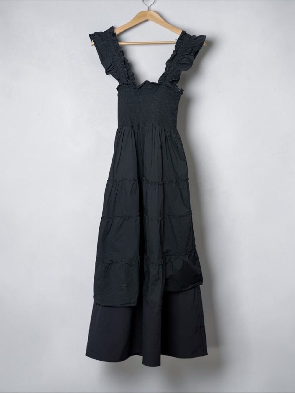 Hill House Home The Nap Dress Black Smocked Ruffle Midi Medium - Picture 2 of 12
